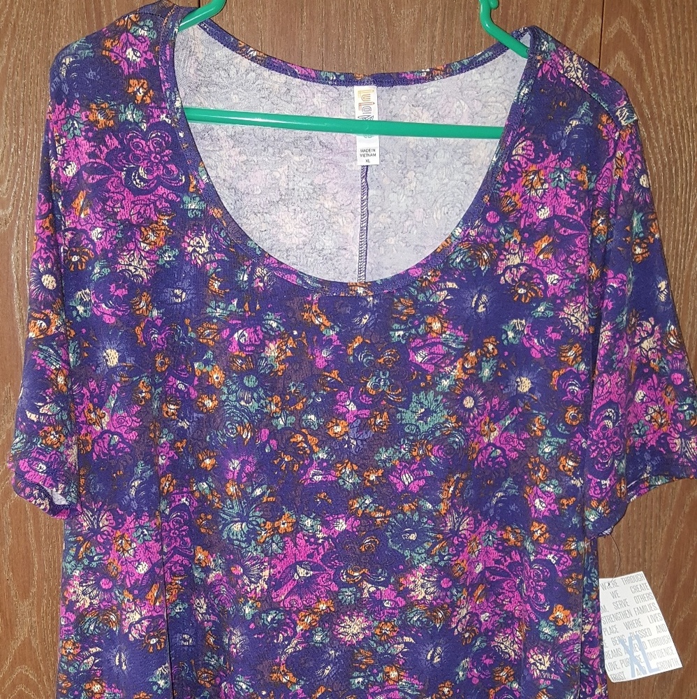 LuLaRoe Perfect T